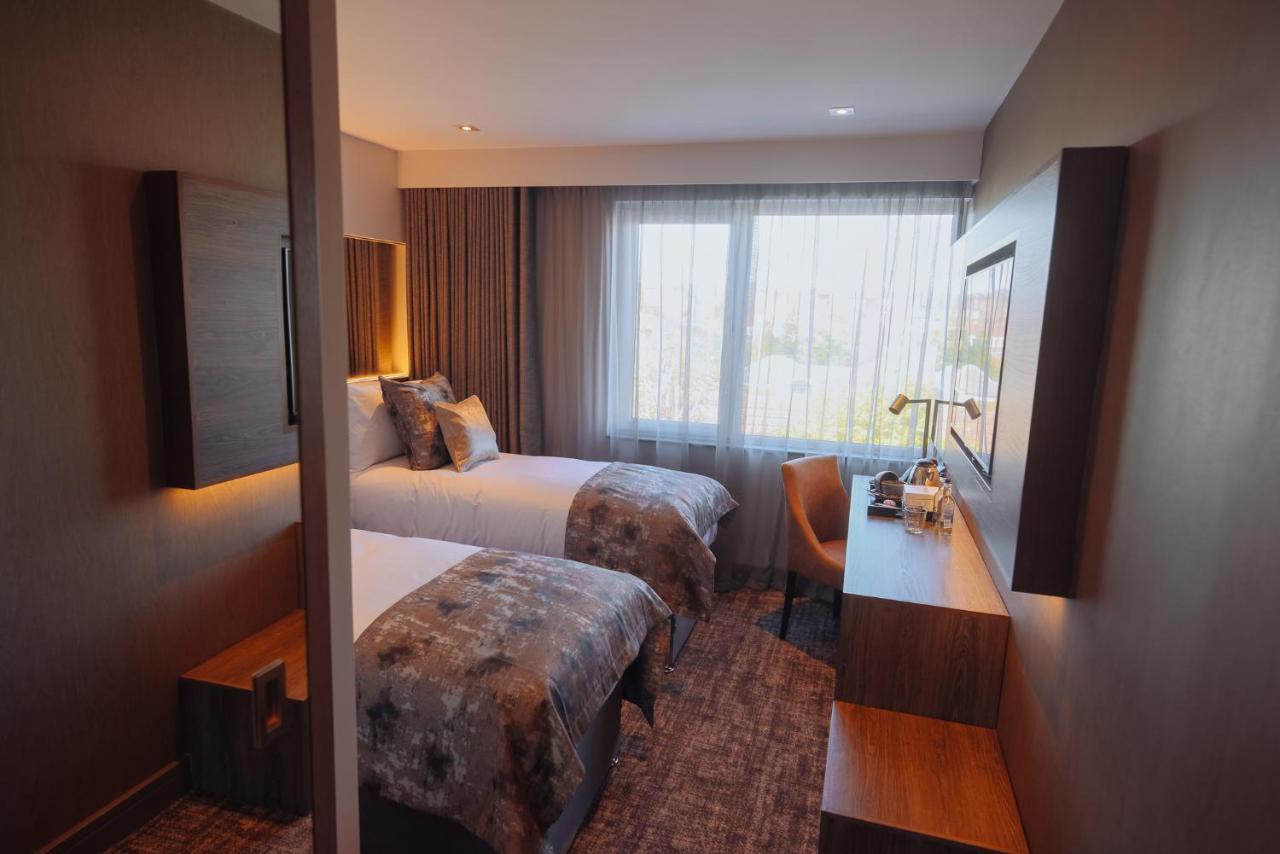 The Redhurst Hotel Glasgow Giffnock Esterno foto