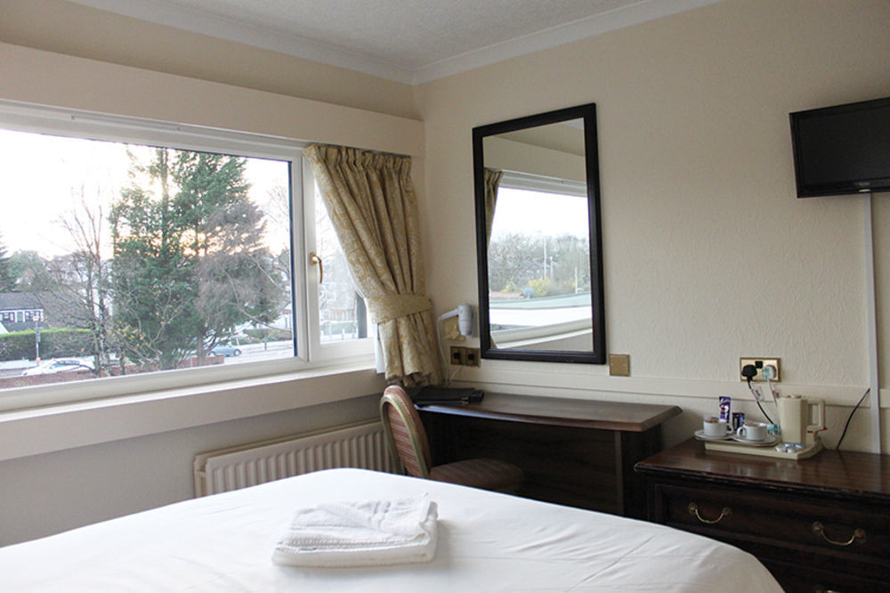 The Redhurst Hotel Glasgow Giffnock Esterno foto