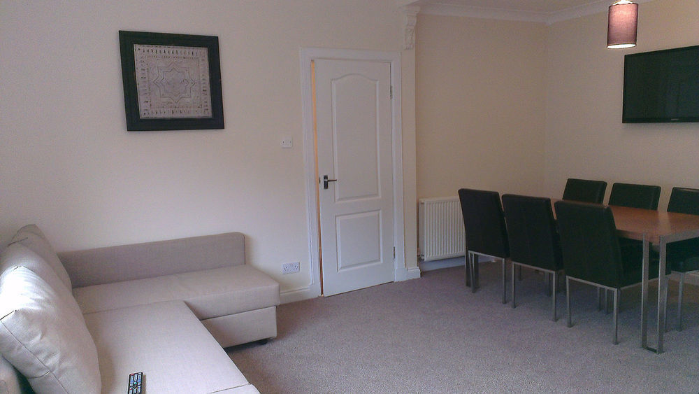 The Redhurst Hotel Glasgow Giffnock Esterno foto