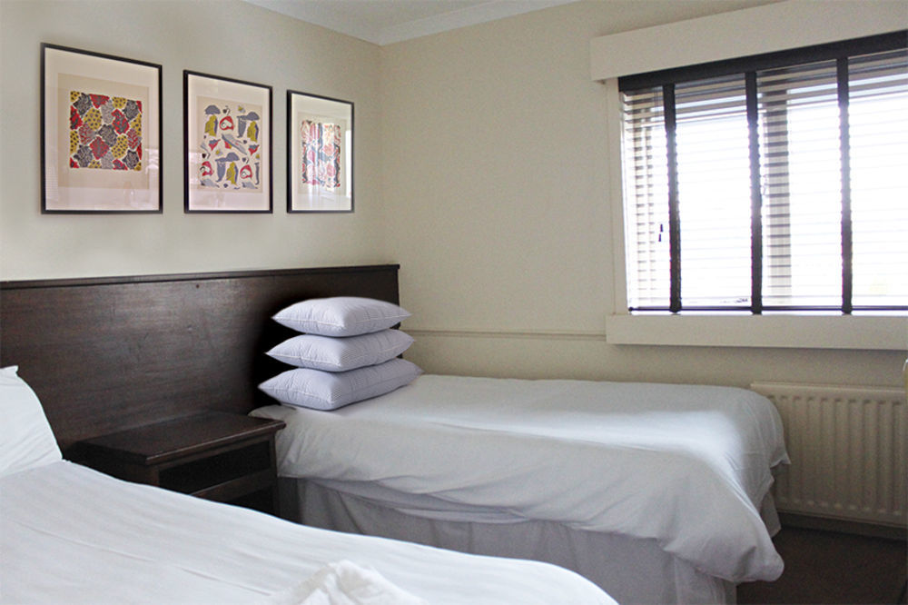 The Redhurst Hotel Glasgow Giffnock Esterno foto