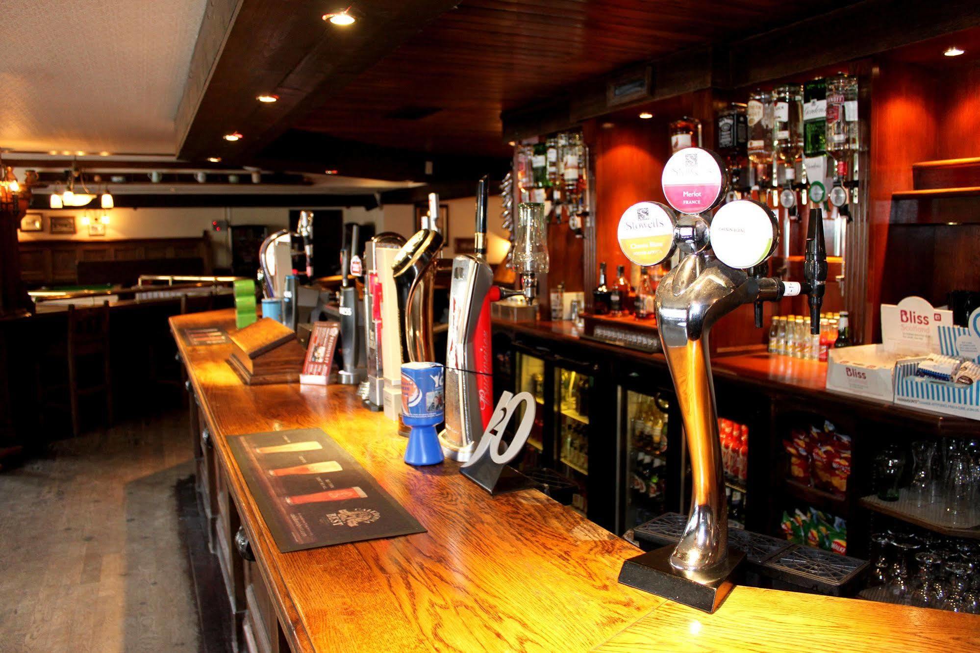 The Redhurst Hotel Glasgow Giffnock Esterno foto